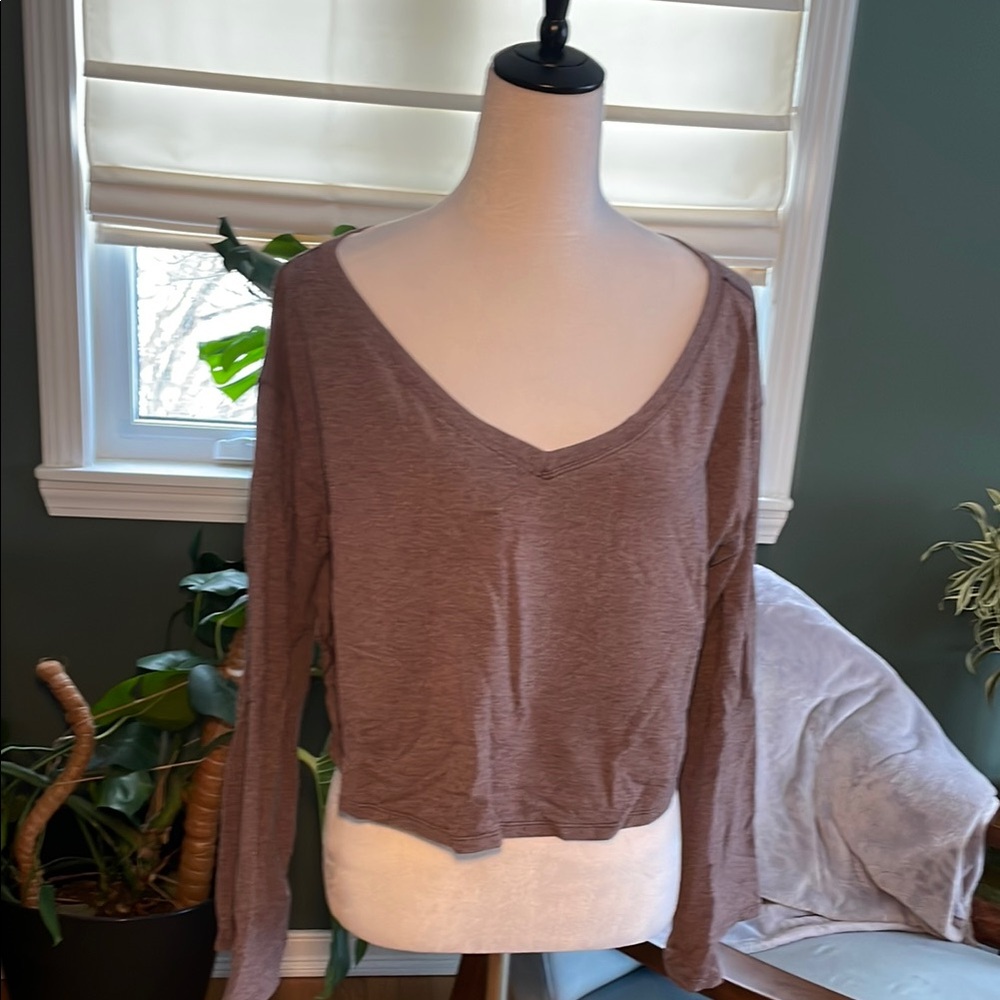 Women's V-Neck Long Sleeve Top
